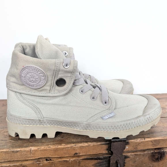 2/15$ Fake Palladium Women's Lace Up Boots - Beige Size 9 - Picture 3 of 7